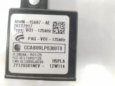 Автозапчастина б/у електронний модуль для land rover discovery iv (l319) 3.0 td 4x4 посилання на oem iam lr020114  ah4n15607ae