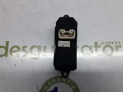 Автозапчастина б/у передній правий віконний вимикач для subaru legacy combi/ outback (b13/bp) 2.0 d limited sw посилання на oem iam 83071ag040  83071ag040
