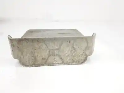 Автозапчастина б/у масляний радіатор для land rover discovery iv (l319) 3.0 td 4x4 посилання на oem iam ubc500101  7h327a095ba