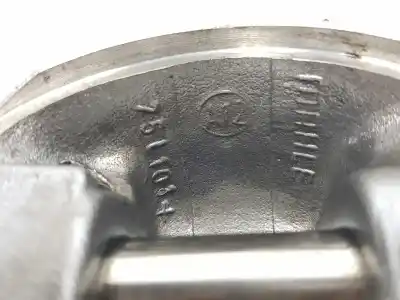 Second-hand car spare part piston for volvo v40 1.6 diesel cat oem iam references 31330165  31330165