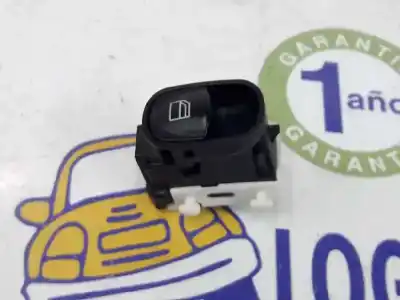 Second-hand car spare part right front power window switch for clase c clase c berlina 2.2 cdi oem iam references a2038200210  a2038200210