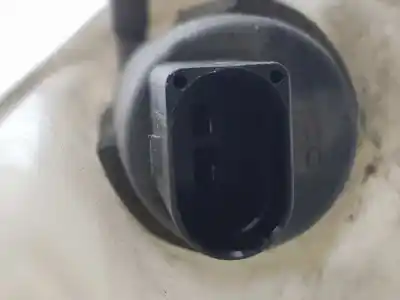 Second-hand car spare part windscreen washer bottle for bmw 3 compact (e46) 320 td oem iam references 61687003353  61687010988