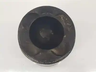 Second-hand car spare part piston for clase c clase e lim. 2.1 cdi oem iam references a6510301117  a6510301117