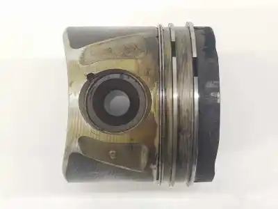 Second-hand car spare part piston for clase c clase e lim. 2.1 cdi oem iam references a6510301117  a6510301117