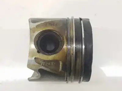 Second-hand car spare part piston for clase c clase e lim. 2.1 cdi oem iam references a6510301117  a6510301117