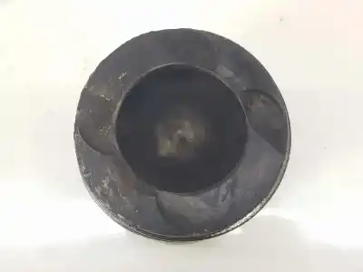 Second-hand car spare part piston for clase c clase e lim. 2.1 cdi oem iam references a6510301117  a6510301117