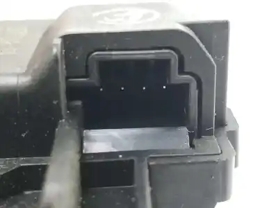 Second-hand car spare part trunk lock for clase c clase e lim. 2.1 cdi oem iam references 2047500485  2208217251