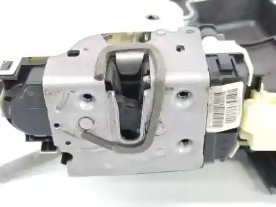 Second-hand car spare part front right door lock for clase c clase e lim. 2.1 cdi oem iam references a2047203035  2047203035