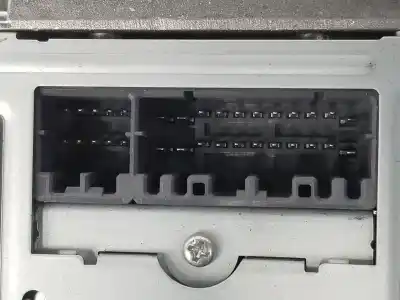 Second-hand car spare part audio system / radio cd for chrysler voyager iv (rg, rs) 2.8 crd oem iam references 05091610ad  05091610ad