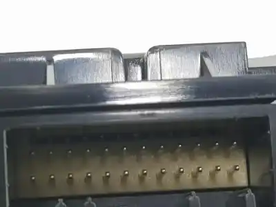 Peça sobressalente para automóvel em segunda mão interruptor 4 piscas - emergência por renault master iii furgoneta (fv) 2.3 dci 145 fwd (fv0e fv0f fv0h fv02 fv0m fv0s.... referências oem iam 283e81404r  283e81404r