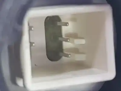 Peça sobressalente para automóvel em segunda mão espelho retrovisor direito por bmw 3 (e90) 318 d referências oem iam 51167189946  51167189946