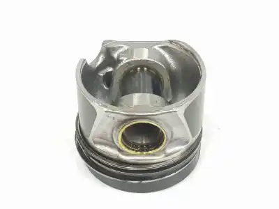 Second-hand car spare part piston for seat leon sc (5f5) 2.0 tdi oem iam references 04l107065a  04l107065a