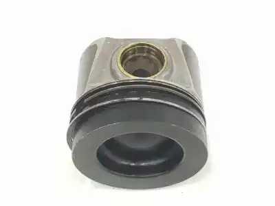 Second-hand car spare part piston for seat leon sc (5f5) 2.0 tdi oem iam references 04l107065a  04l107065a