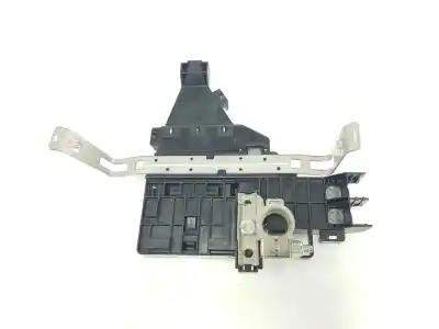 Second-hand car spare part FUSE BOX UNIT for DACIA DUSTER  OEM IAM references 030111401  030111401