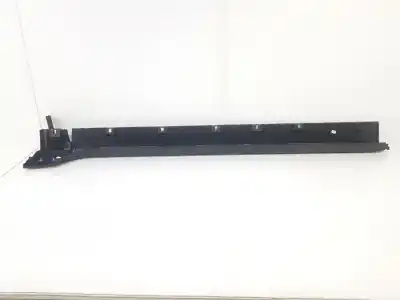 Second-hand car spare part side skirt for dacia duster 1.5 dci diesel fap cat oem iam references 764260493r  764260493r