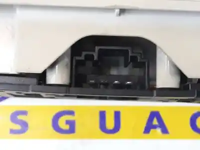Автозапчасти б/у внутренний свет за audi q7 (4l) 3.0 tdi (176kw) ссылки oem iam 4l0947111b  4l0947111b