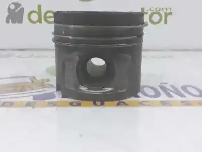Second-hand car spare part piston for bmw x3 (e83) 2.0d oem iam references 11257803033  11257803033