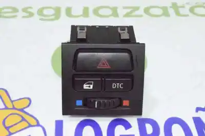 Second-hand car spare part hazard warning lights for bmw 3 (e90) 320 d oem iam references 61316945652