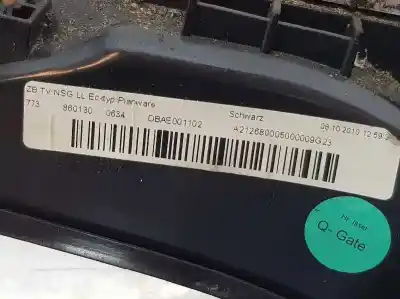 Second-hand car spare part center armrest for clase c clase e lim. 2.1 cdi oem iam references a2126800050  2126800450
