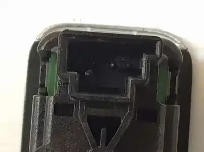 Second-hand car spare part right front power window switch for clase c clase e lim. 2.1 cdi oem iam references a2049055502  10021838