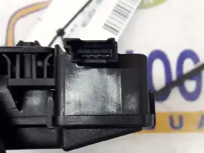 Second-hand car spare part trunk lock for bmw 3 (e90) 320 d oem iam references 51247840617  51248196401