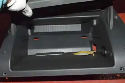 Second-hand car spare part glove compartment for opel astra gtc 1.9 cdti oem iam references 13148922  13191510