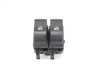 Second-hand car spare part LEFT FRONT POWER WINDOW SWITCH for RENAULT MASTER KASTEN  OEM IAM references 8200476806  8200476806