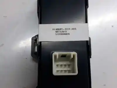 Second-hand car spare part right front power window switch for kia stinger 3.3 v6 tgdi oem iam references 93575j5010