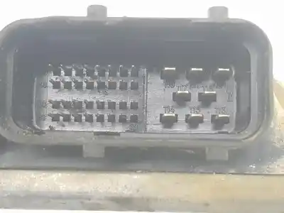 Pezzo di ricambio per auto di seconda mano centralina motore per renault scénic i monospace (ja0/1_, fa0_) 1.9 dti (ja1u) riferimenti oem iam 8200199726  0281010442