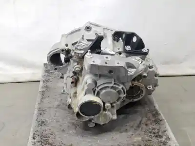 Автозапчастина б/у коробка передач для volkswagen passat variant (3c5) advance plus bluemotion посилання на oem iam kxz  02q300045f