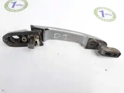 Pièce détachée automobile d'occasion poignée de porte avant gauche pour hyundai tucson 2.0 crdi références oem iam 826502e000  