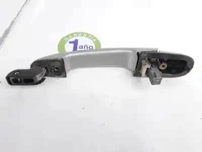 Second-hand car spare part exterior left rear door handle for hyundai tucson 2.0 crdi oem iam references 836502e000 836502e000 color gris plata , tiene roces , ver fotos 