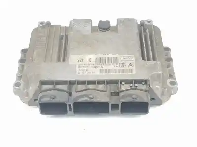 Pièce détachée automobile d'occasion calculateur moteur ecu pour peugeot 206 berlina 1.4 hdi références oem iam 9661728580 edc16c34 rbcmmdedc16c34cem 