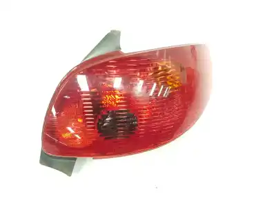 Pezzo di ricambio per auto di seconda mano luci posteriori destra per peugeot 206 berlina 1.4 hdi riferimenti oem iam 6351s0 6351s0 