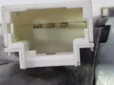 Автозапчасти б/у мотор заднего стеклоочистителя за dacia sandero 1.2 16v ссылки oem iam 8200734582c  8200734582c