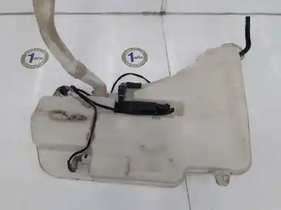 Second-hand car spare part windscreen washer bottle for bmw 7 (f01, f02, f03, f04) 730 d oem iam references 61667269667  7226708 Second-hand car spare part windscreen washer bottle for bmw 7 (f01, f02, f03, f04) 730 d oem iam references 61667269667  7226708