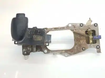 Pièce détachée automobile d'occasion LEVIER pour TOYOTA LAND CRUISER (J9)  Références OEM IAM 3354233030C0  3354206010C0