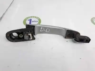 Pezzo di ricambio per auto di seconda mano maniglia esterna anteriore destra per hyundai tucson 2.0 crdi riferimenti oem iam 826602e000 826602e000 color gris plata , tiene roces , ver fotos 