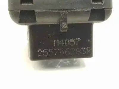 Second-hand car spare part rearview side mirror switch for renault clio iv 0.9 oem iam references 255706283r