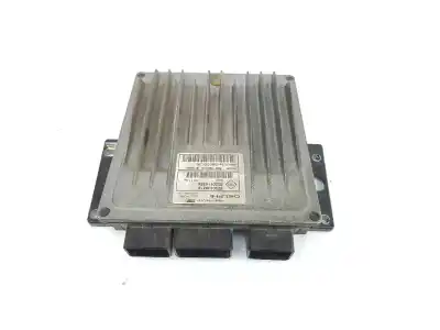 Recambio de automóvil de segunda mano de centralita motor uce para renault megane ii classic berlina 1.5 dci diesel referencias oem iam 8200334419