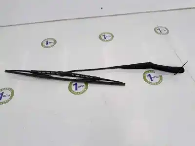 Second-hand car spare part front right windshield wiper arm for dacia duster (hs_) 1.5 dci oem iam references 288810991r  288861964r