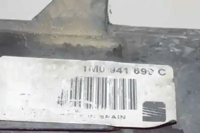 Автозапчастина б/у ліва протитутмана для seat leon (1m1) 1.9 tdi посилання на oem iam 1m0941699c  