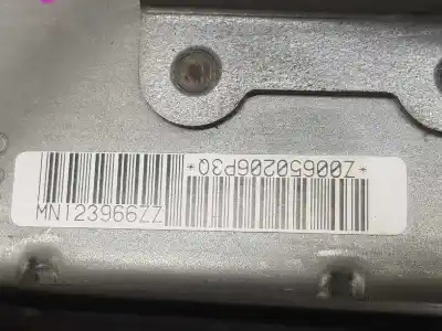 Автозапчасти б/у комплект подушки безопасности за mitsubishi l 200 (ka0/kb0) 2.5 di-d cat ссылки oem iam mn123652xa  7030a851xa