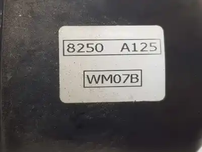 Автозапчастина б/у двигатель передніх склоочисників для mitsubishi l 200 (ka0/kb0) 2.5 di-d cat посилання на oem iam 8250a146  8250a146