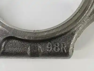 Автозапчастина б/у шатун для otras marcas clase a 1.5 cdi посилання на oem iam a6070302100  a6070302100