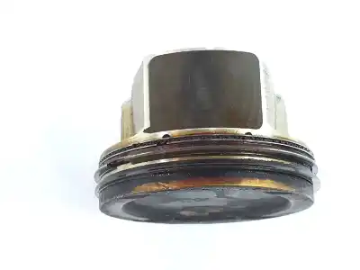 Second-hand car spare part piston for opel corsa e 1.4 16v turbo oem iam references 55580184  55580184