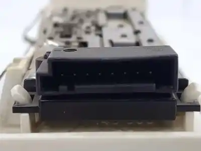 Pezzo di ricambio per auto di seconda mano luce interna per bmw serie 3 compact (e46) 2.0 16v diesel cat riferimenti oem iam 63316962141  63316962141