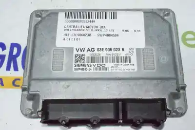 Recambio de automóvil de segunda mano de centralita motor uce para volkswagen polo (6r1) 1.2 12v referencias oem iam 03e906023b - 5wp4084504  