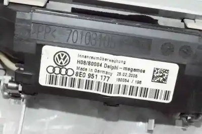 Автозапчасти б/у внутренний свет за audi a4 b7 avant (8ed) 2.0 tdi 16v ссылки oem iam 8e0947135d  8e0951177