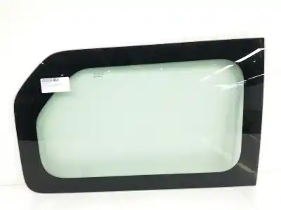Pièce détachée automobile d'occasion vitre triangulaire custode arrière gauche pour otras marcas trafic combi 1.6 dci diesel energy références oem iam 833418702r 833418702r 
